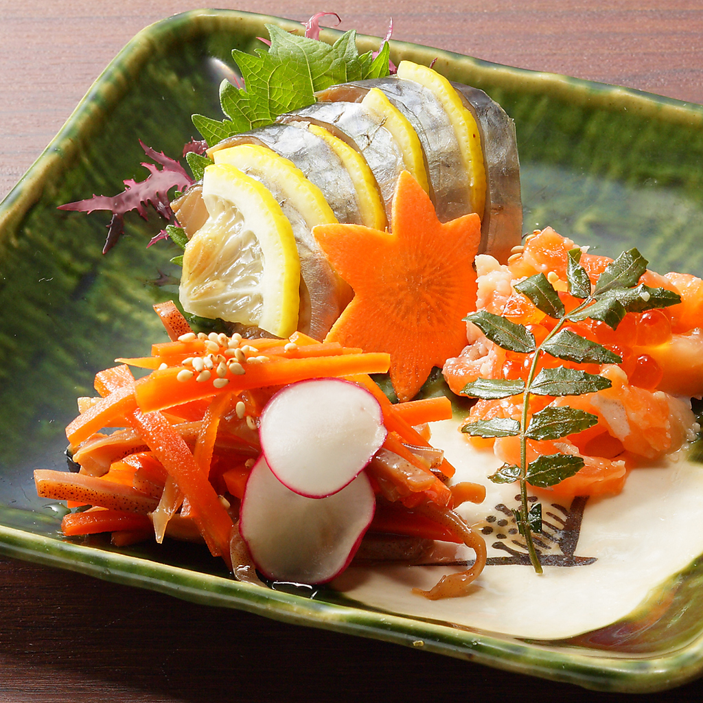 大人気☆福島名物3種盛り合わせ…ニシンの山椒漬け・イカ人参・鮭の紅葉漬け