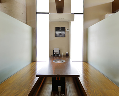 6名席の個室のご用意ございます。