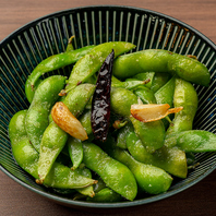 スパイスを活かした創作料理の数々