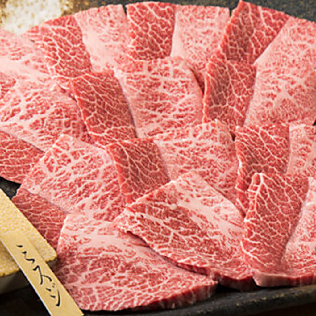 【佐賀牛・広島牛・オリーブ牛】など国産の黒毛和牛をメインに仕入れています！