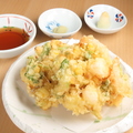 料理メニュー写真&nbsp;海老とトウキビのかき揚げ