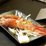 お酒が進む一品料理や鉄板焼きメニューを豊富にご用意♪お仕事終わりのサク呑みやお食事利用に◎