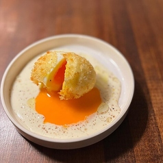 半熟卵のレアカツ チーズフォンデュのソース