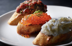 和牛イチボのカルパッチョ　グラナパダーノチーズ