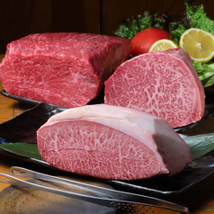 ●確かな目利きで厳選されたお肉の数々●