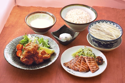 【ランチ】牛たん焼と伊達鶏の唐揚げ定食　