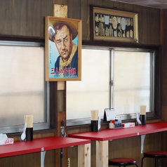 カウンター席。