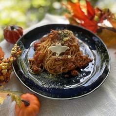 ミートソースパスタ (スープ、サラダ付)