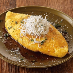 【辛】シラスと青唐辛子のチーズオムレツ