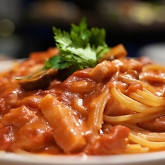 トマトとほうれん草のパスタ