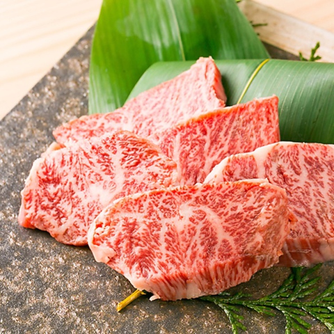 九州から独自のルートで取り寄せる和牛焼肉