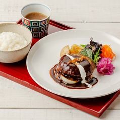 【洋食ランチを京橋駅で♪】王道の洋食をランチで☆