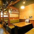 【2名様～4名様向けのテーブル席】お仕事帰りや少人数でのご宴会にぴったりなお席です。