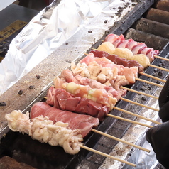串焼 とりとん 霞ヶ関店の特集写真