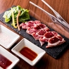 レトロ肉バル炙りやんのおすすめポイント1