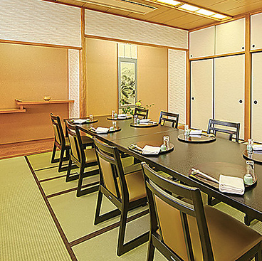 日本料理 紫水の雰囲気1