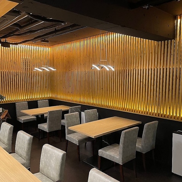 もつ&BAR i8 アイエイトの雰囲気1