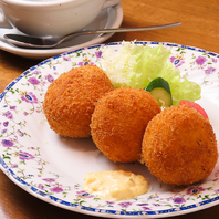 国産紅ズワイガニの旨味と玉ねぎの甘みが響き合う逸品