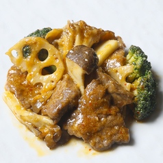 和牛の四川風豆板醤炒め