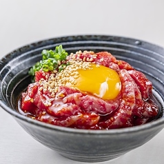 和牛レアステーキユッケ