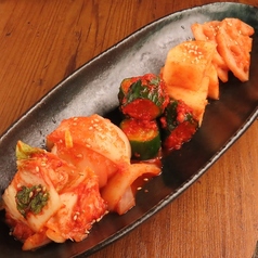 キムチ五種盛りあわせ