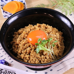 みつせ鶏で作る鶏そぼろ丼