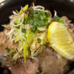 牛タンの炙り飯