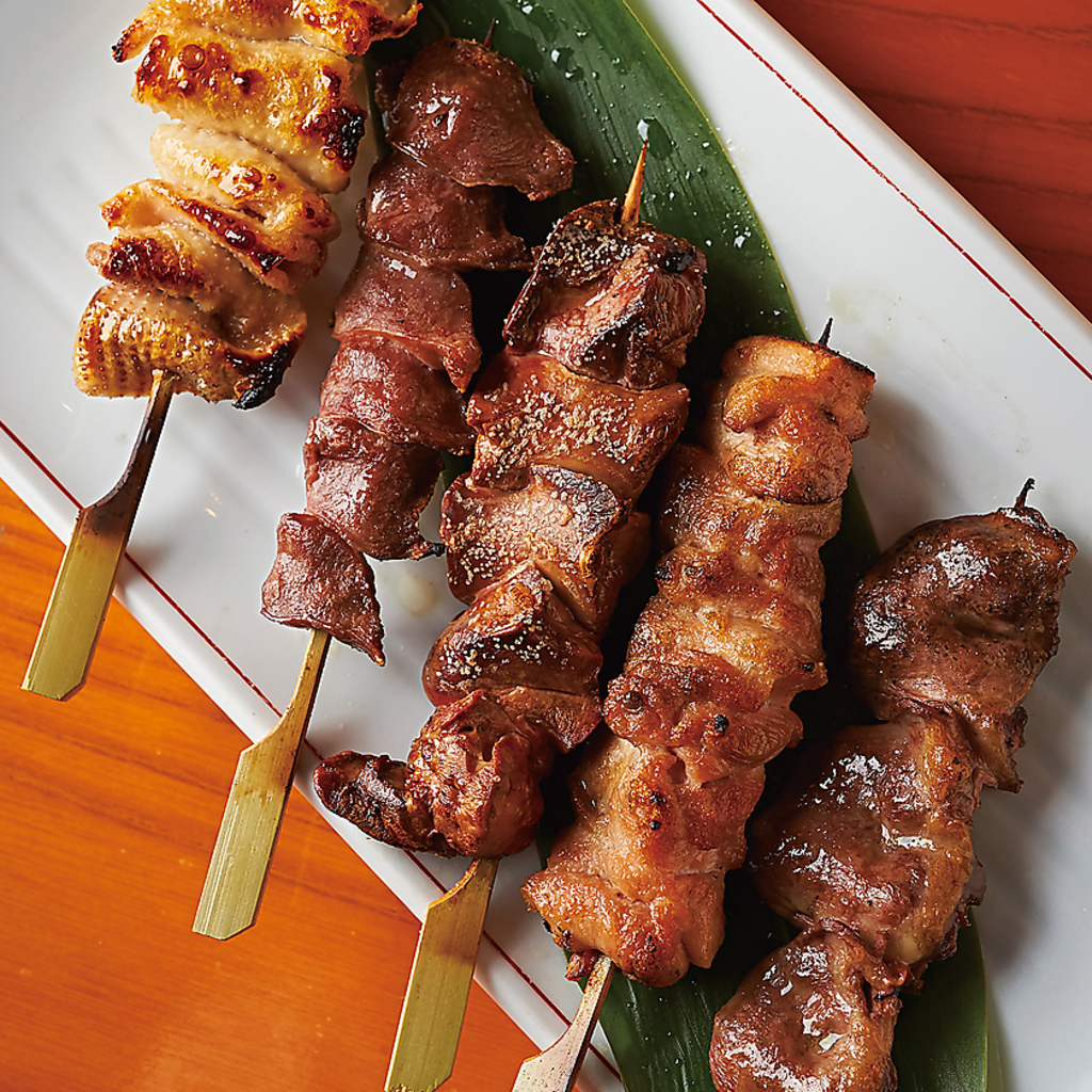 原材料にもこだわる咲か蔵。地鶏や国産豚を使用した串焼きはおすすめ！