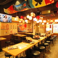 8つのテーブルが並ぶこの店内は、まるであなた専用のリラックスエリア。友人との語らいや、静かなひとときを楽しむのにぴったり。何度でも訪れたくなる空間です★特別な時間を過ごすための場所としておすすめ！