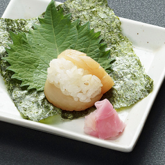 ホタテ照り焼きのつつみ寿司／ホタテのマリトッツォ（笑）