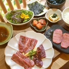 目でも舌でも楽しめる！彩り豊かな「ご褒美ランチ」