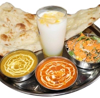 人気のカレーセットとランチセット