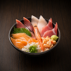 彩り海鮮丼