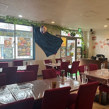 インドカレーエブリデー 鶴ヶ峰店の雰囲気1