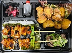 地鶏やきとり おしどり。 真菅店のおすすめテイクアウト1