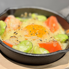 そら豆チーズ鉄板焼き