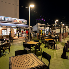 川崎モアーズ 網焼きBBQビアガーデンの雰囲気1