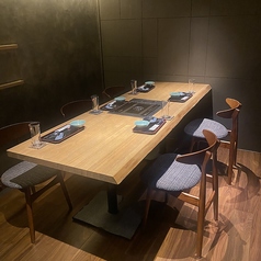 コース利用者限定のお席。ご予算に応じたお料理コースもご用意。