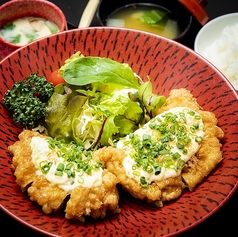 宮崎厚切りチキン南蛮定食【人気No.2】