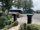広い駐車場 30台可能　　観光バスも駐車できます。