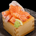料理メニュー写真 サーモンのお刺身
