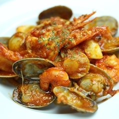 魚介たっぷりのペスカトーレ