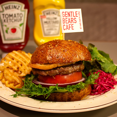 自家製和牛バーガーとふわとろフレンチトーストのお洒落カフェ♪デートや女子会にも◎