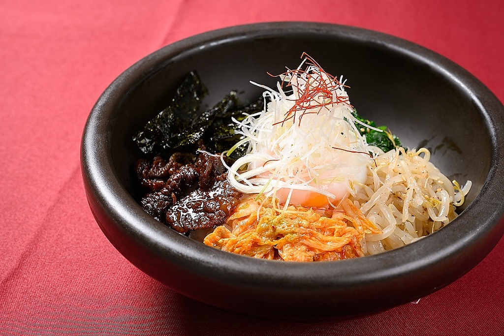 YAKINIKUBAR TAMURA 焼肉バル田村 赤れんがテラス店の写真ギャラリー