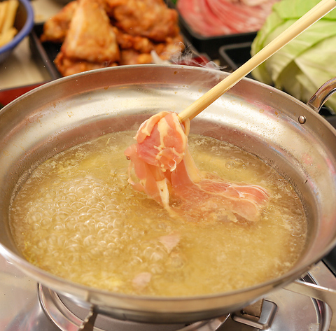 飲み放題付きコースがななんと2200円～！！