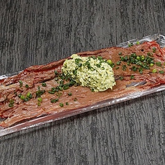 黒毛和牛の炙り　～山葵のタルタル～