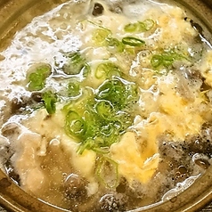 ぞうすい(鶏とあさりときのこ入り)、にゅうめん、そうめん(夏季限定)、焼きそば(ソース or 塩)