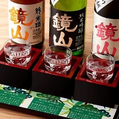 寿司をつまみながら、川越の銘酒をゆっくりとお楽しみいただける飲み比べセットをご用意しております。