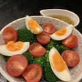 料理メニュー写真&nbsp;ブロッコリーと卵のフレンチサラダ