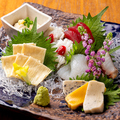 料理メニュー写真&nbsp;鮮魚と生麩と湯葉のお造り盛合せ